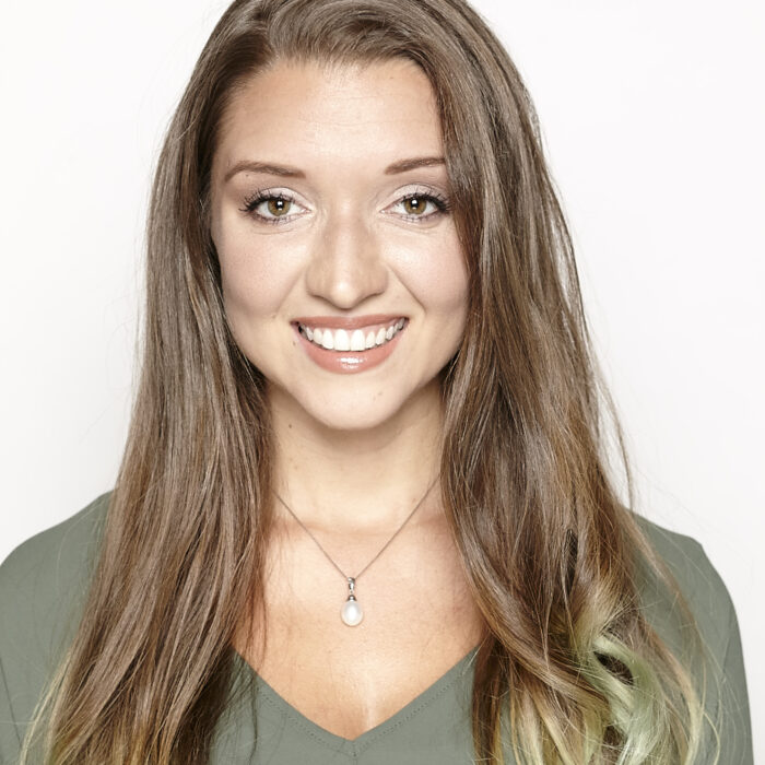 Christine Owenell Headshot